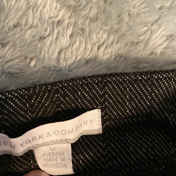 New York & Company medium size black striped design pull on pants, bootcut. - Picture 3 of 5